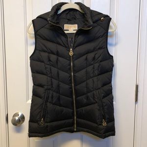 Black puffer vest - Michael Kors